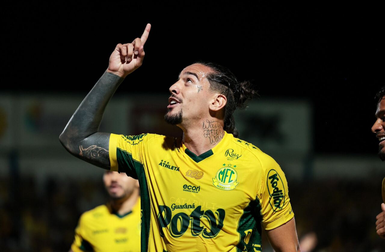 Imagem da noticia Impiedoso, Mirassol humilha o Bahia em duelo de G6 do Brasileirão