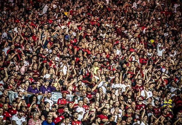 Imagem da noticia Maior do Brasil! Flamengo é líder em pesquisa sobre tamanho das torcidas
