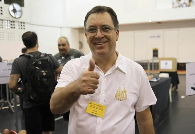 Imagem da noticia Marcelo Teixeira é eleito presidente do Santos pela terceira vez