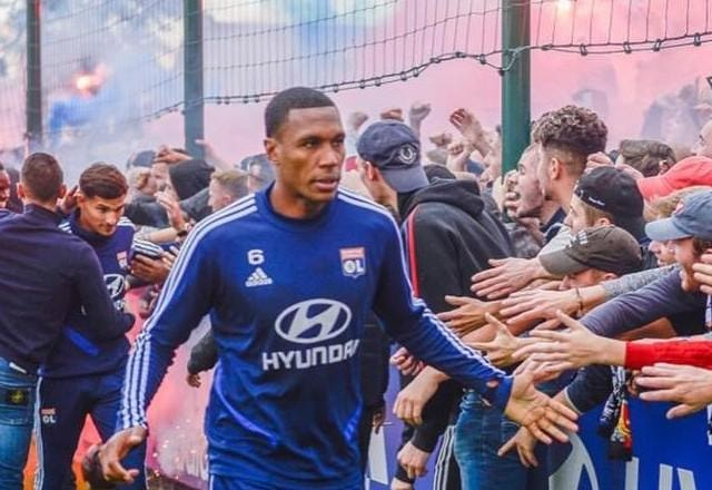 Imagem da noticia Marcelo nega que rescisão com o Lyon foi por conta de peido e risadas