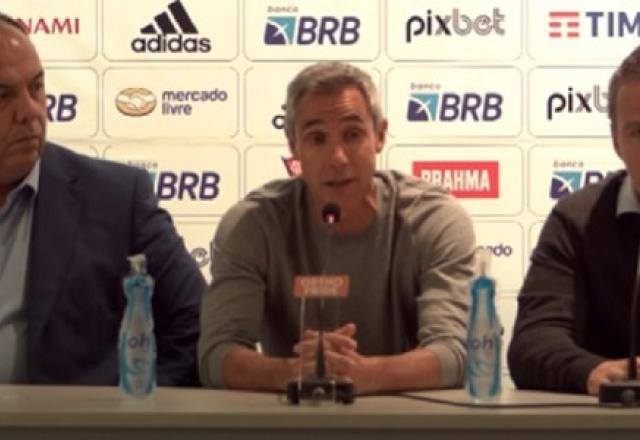 Imagem da noticia Paulo Sousa explica confusão com Diego Alves no Flamengo: "Falta de comunicação"