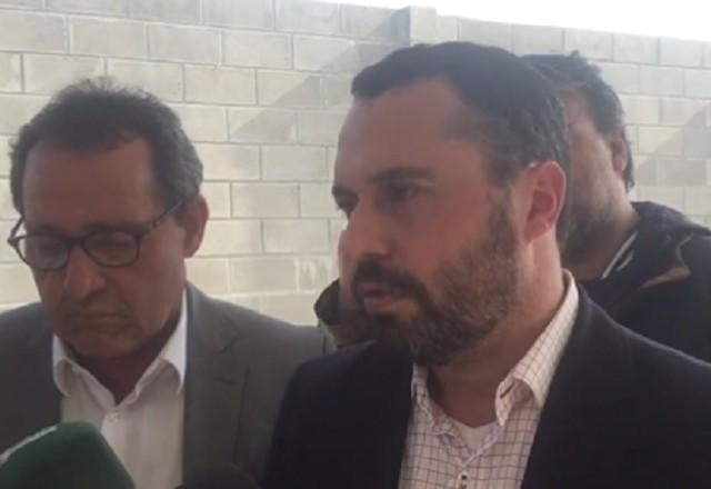 Imagem da noticia Presidente do Fluminense critica permissão de mando do Vasco no Maracanã