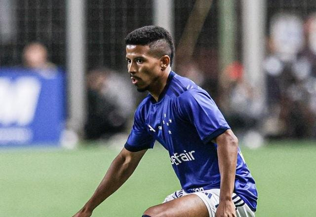 Imagem da noticia Cruzeiro anuncia rescisão com lateral Marquinhos Cipriano