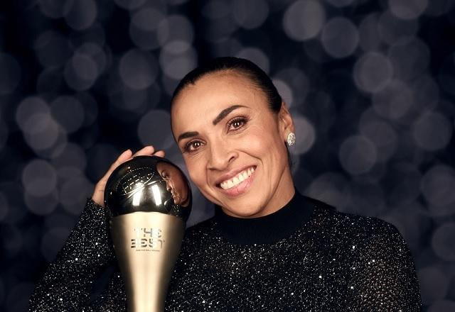 Imagem da noticia Marta vira nome de prêmio e é imortalizada pela Fifa