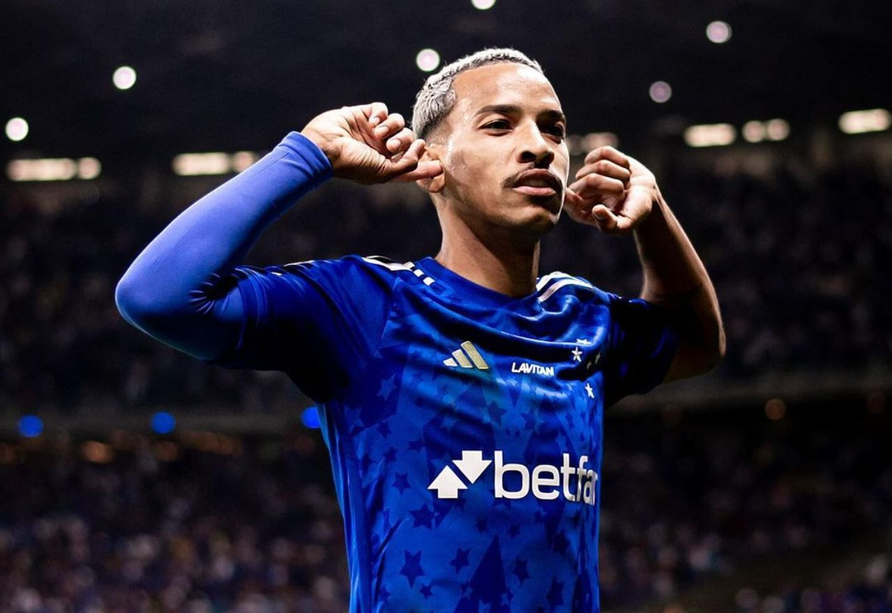 Imagem da noticia Dorival aponta craque do Cruzeiro no radar da seleção brasileira