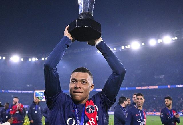 Imagem da noticia Mbappé abre mão de bônus milionários para facilitar transferência do PSG
