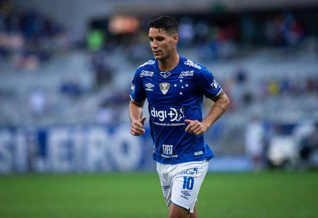 Imagem da noticia Aos 38 anos, Thiago Neves anuncia aposentadoria: "Hora de parar"
