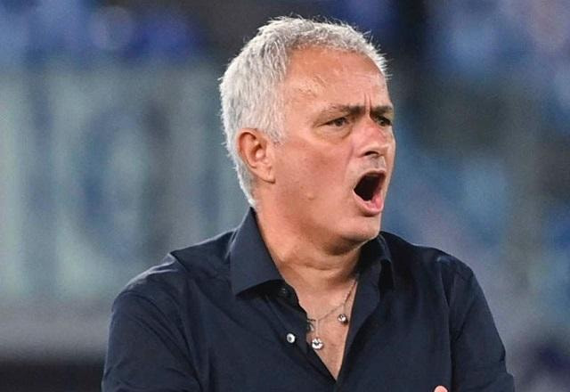 Imagem da noticia "Special one": Europa League é a sexta final continental de Mourinho