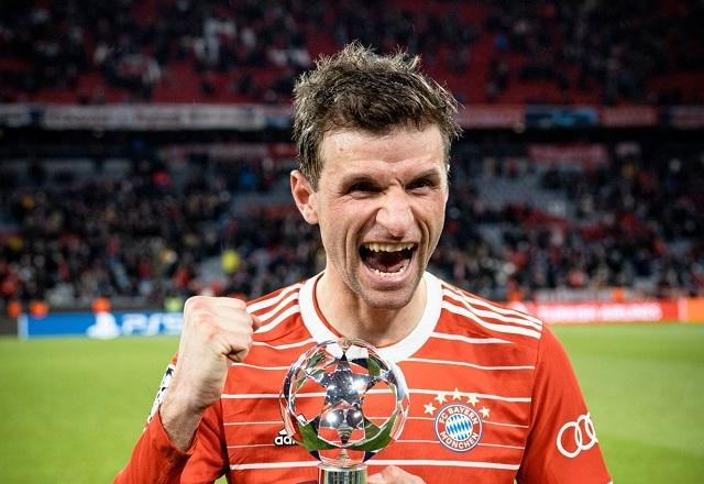 Imagem da noticia Muller minimiza classificação contra Messi na Champions: "Problema era Cristiano"