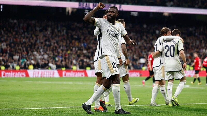 Imagem da noticia Caos no Real Madrid: Rüdiger agride Carreras em treino, diz rádio