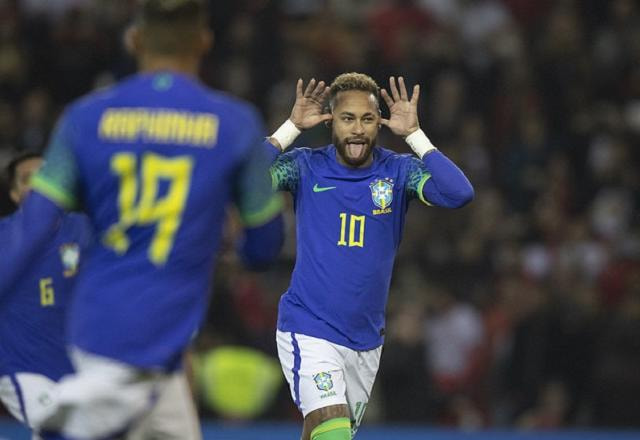 Imagem da noticia Neymar diz se preocupar com perseguição de árbitros: "É complicado"