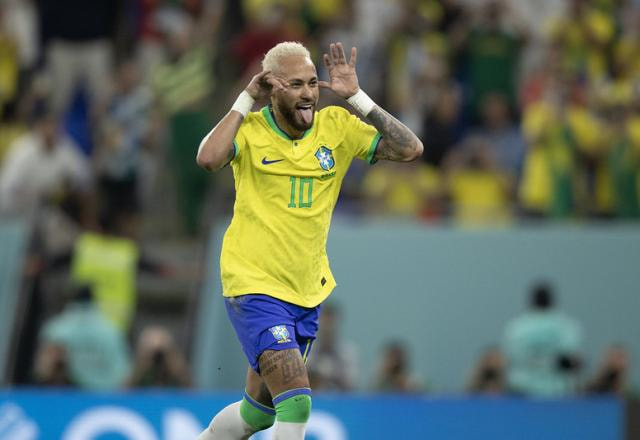 Imagem da noticia Neymar compara sua carreira à de Zico e expressa desejo de voltar ao Santos