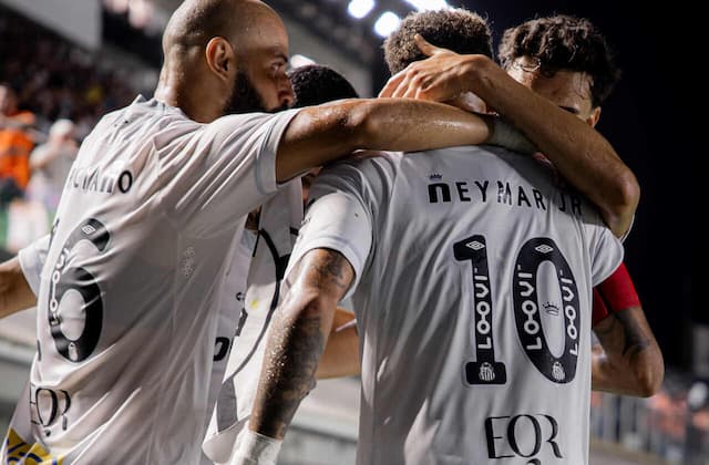 Drogba comenta em post de Neymar e amplia repercussão de homenagem a Vini Jr Drogba comenta em post de Neymar e amplia repercussão de homenagem a Vini Jr