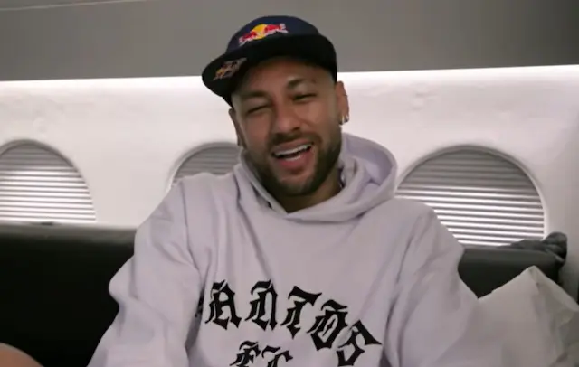 Veja! "Parças" do Santos ganham carona em jatinho de Neymar e viram destaque no Youtube Veja! "Parças" do Santos ganham carona em jatinho de Neymar e viram destaque no Youtube
