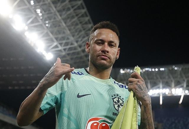 Imagem da noticia Neymar critica página não midiática que posta sobre ele: "Fake news"