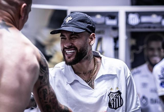 Imagem da noticia Neymar revela sonho de voltar ao Santos e aprova Ancelotti na seleção