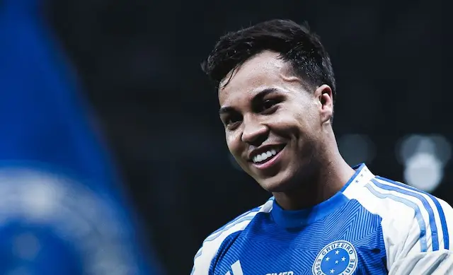 Flamengo aumenta proposta, mas Kaio Jorge fica no Cruzeiro Flamengo aumenta proposta, mas Kaio Jorge fica no Cruzeiro