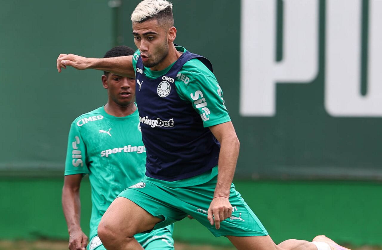 Imagem da noticia Palmeiras inicia preparação para duelo contra o Vitória com dois retornos