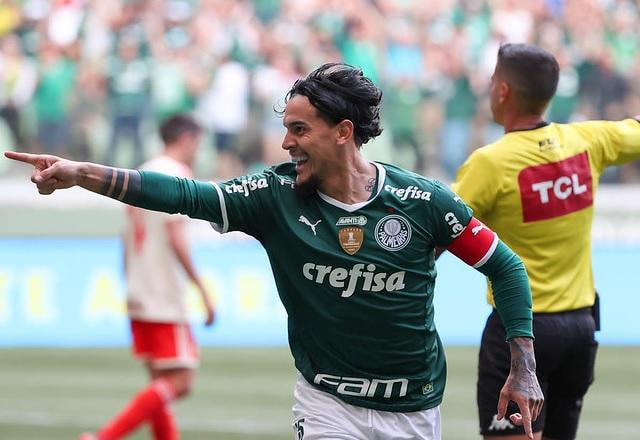Imagem da noticia Palmeiras bate o Inter e mantém distância para rivais na liderança do Brasileirão