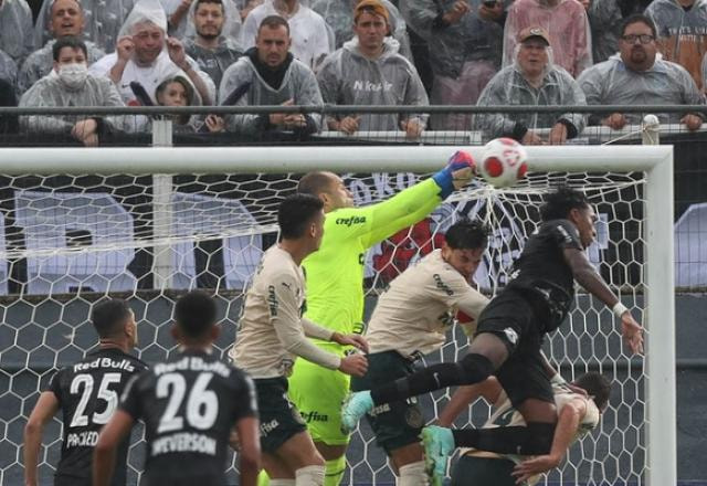 Imagem da noticia Palmeiras x Bragantino: veja as prováveis escalações e os desfalques