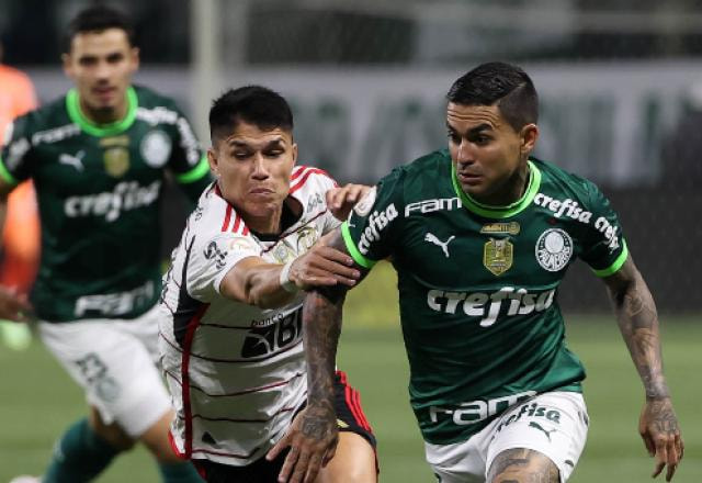 Imagem da noticia Palmeiras e Flamengo empatam em jogo com paralisação por gás de pimenta