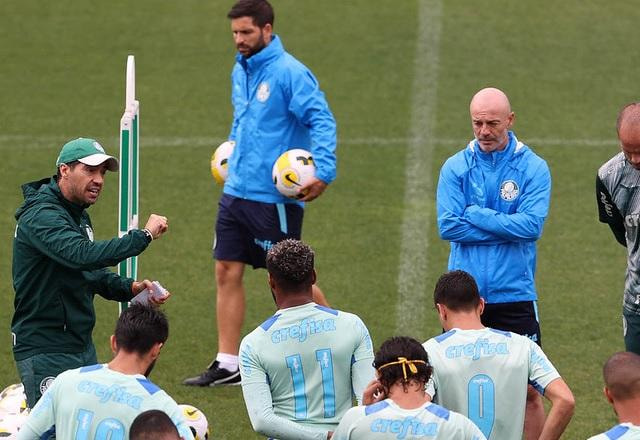 Imagem da noticia Palmeiras pode ser campeão nesta quarta antes mesmo de ir a campo; entenda