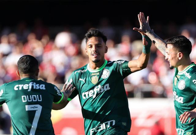 Imagem da noticia Palmeiras vence o São Paulo no Morumbi e encosta no líder Botafogo