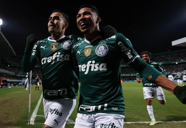 Imagem da noticia Palmeiras vence o Coritiba e reassume a liderança do Brasileirão