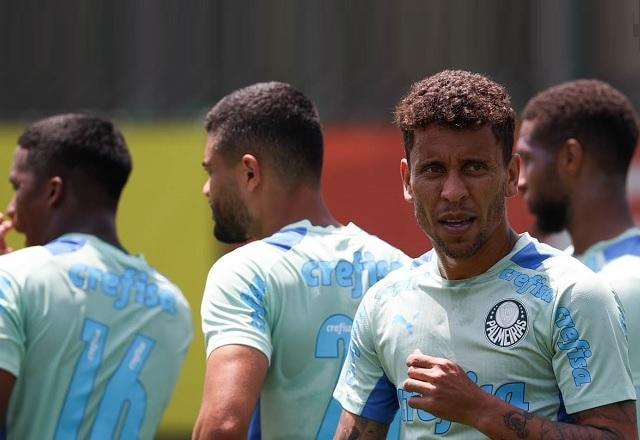 Imagem da noticia Palmeiras x Coritiba: onde assistir, escalações e desfalques