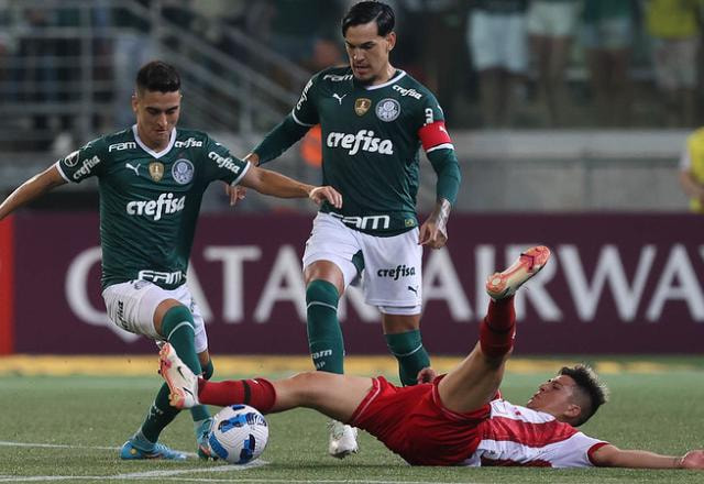 Imagem da noticia Palmeiras visita o Petrolero para manter recorde e buscar classificação