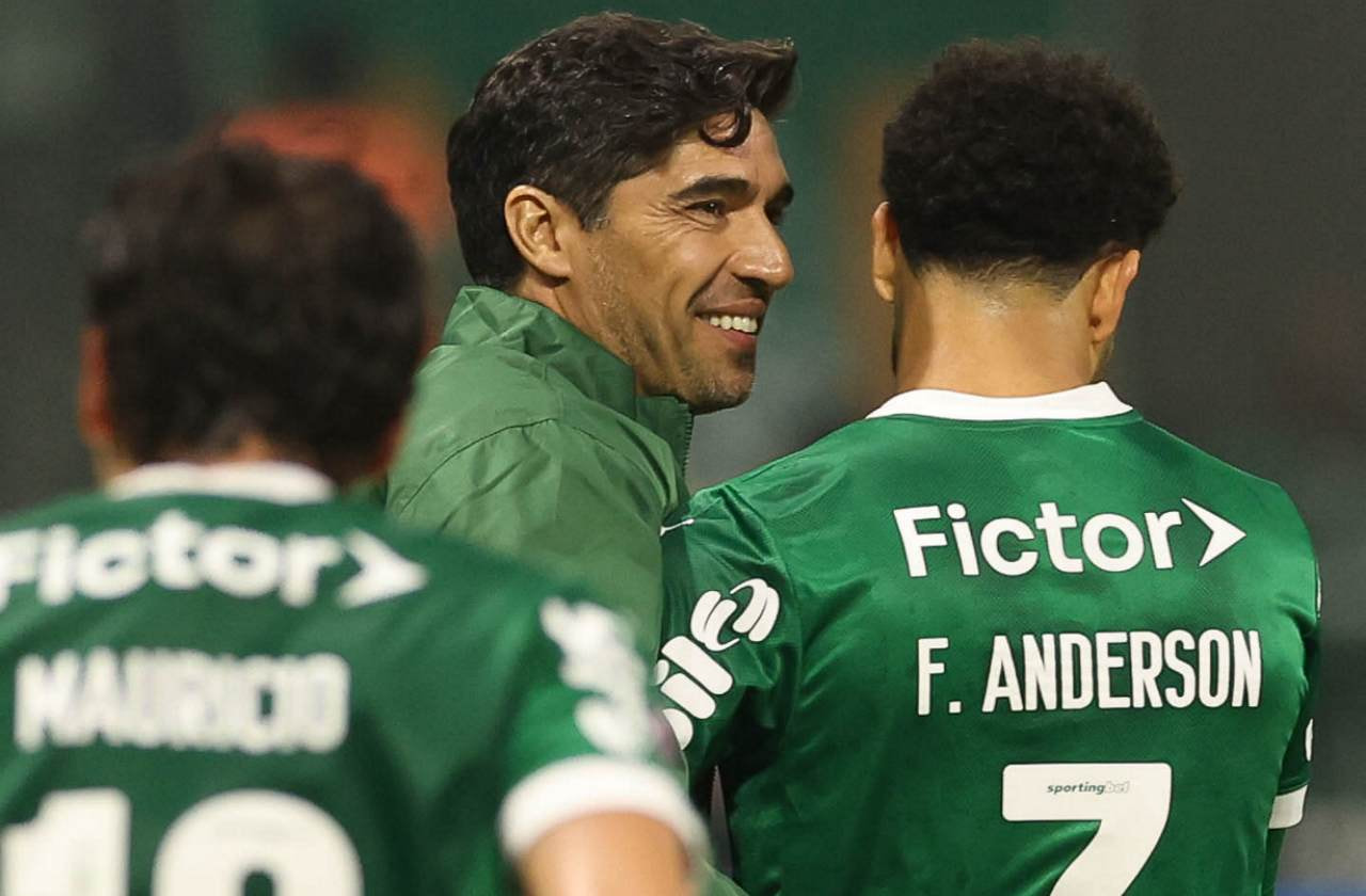 Imagem da noticia Abel exalta controle mental do Palmeiras e confiança total no elenco: "Vitória do todos somos um"