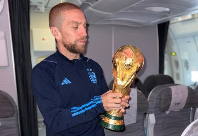 Imagem da noticia Campeão de Copa do Mundo com a Argentina é suspenso por 2 anos