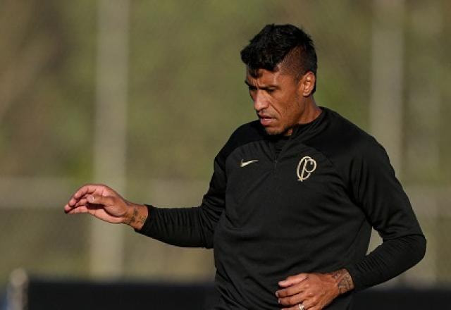 Imagem da noticia Paulinho rompe ligamento do joelho e deve desfalcar Corinthians em 2023