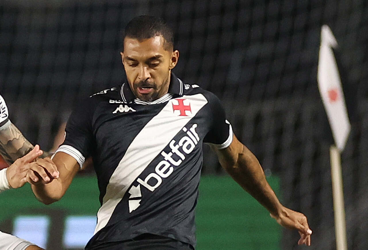 Imagem da noticia Vasco terá dois desfalques importantes para clássico com o Botafogo