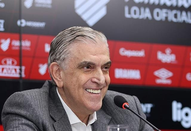 Imagem da noticia Presidente do Athletico-PR detona clubes e ironiza Mundial do Palmeiras: "Piada"