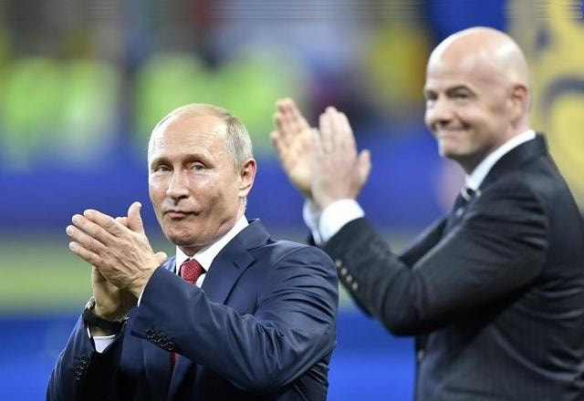 Imagem da noticia Fifa libera atletas estrangeiros que atuam na Rússia e Ucrânia