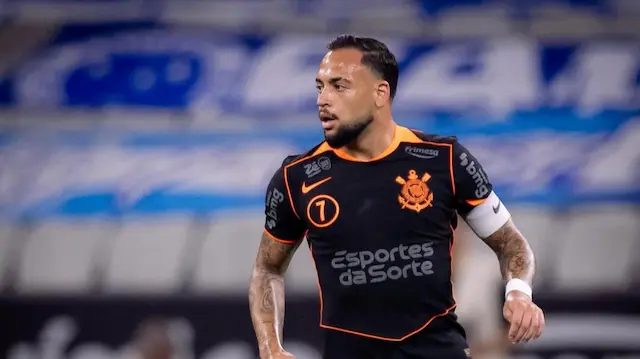 Atlético-MG avança por Maycon após falha contratual do Corinthians Atlético-MG avança por Maycon após falha contratual do Corinthians