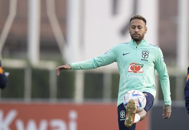 Imagem da noticia Quem substitui Neymar e Danilo na seleção? Veja as opções de Tite