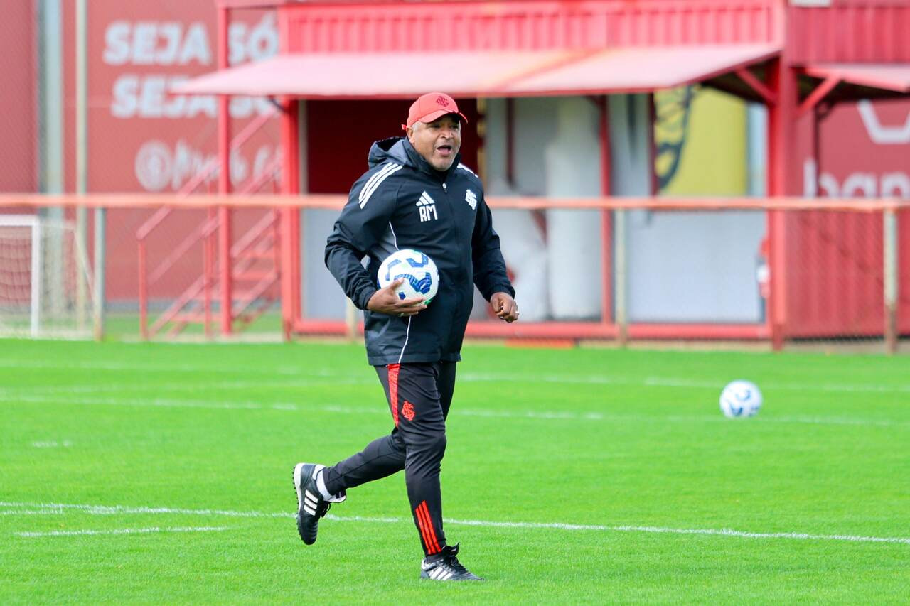 Imagem da noticia Inter pode preservar jogadores para "esconder" jogo do Flamengo