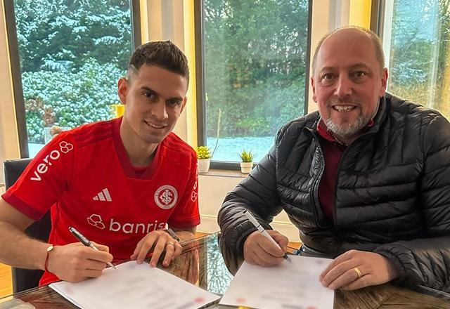 Imagem da noticia Internacional anuncia contratação do atacante colombiano Rafael Borré