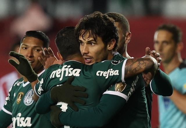 Imagem da noticia Ademir da Guia posta meme de Dudu com Veiga: "Bem-vindos à terceira Academia"
