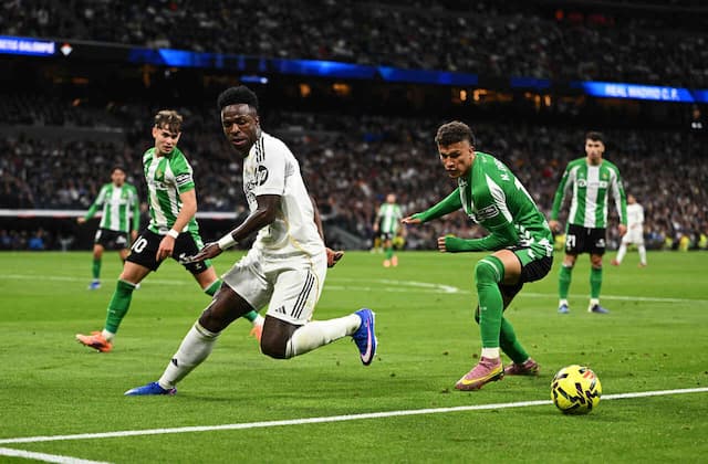 Xabi Alonso comenta vaias a Vini Jr após goleada do Real Madrid Xabi Alonso comenta vaias a Vini Jr após goleada do Real Madrid