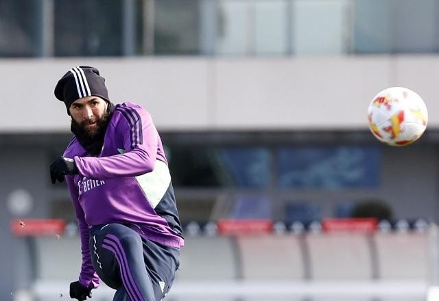 Imagem da noticia Real Madrid x Barcelona: onde assistir, escalações e desfalques