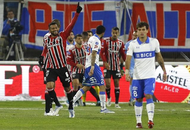 Imagem da noticia São Paulo x Universidad Católica: onde assistir, escalações e desfalques