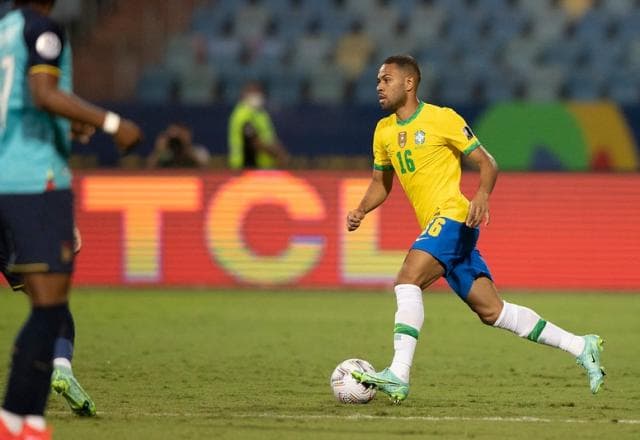 Organizada do Lyon divulga carta contra presença de Textor em reunião Organizada do Lyon divulga carta contra presença de Textor em reunião