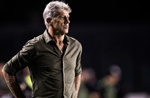 Renato elogia time do Vasco após vitória: "Esse tesão que o torcedor quer ver" Renato elogia time do Vasco após vitória: "Esse tesão que o torcedor quer ver"