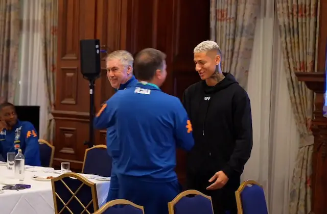 Convocados começam a se apresentar em Londres para amistosos da Seleção Convocados começam a se apresentar em Londres para amistosos da Seleção