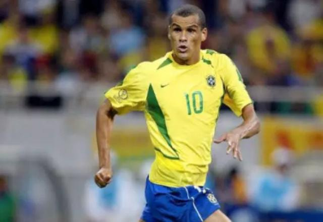 Imagem da noticia Rivaldo revela que quase abandonou a seleção na Copa de 2002