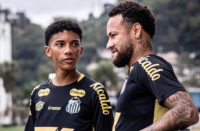 Neymar e Robinho Jr: canal do Santos não estava presente em treino da briga Neymar e Robinho Jr: canal do Santos não estava presente em treino da briga