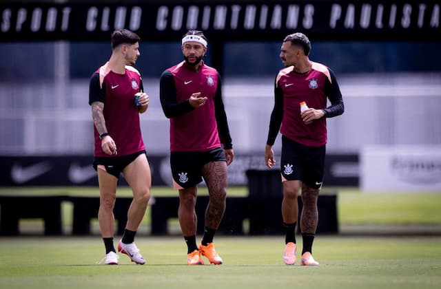 Corinthians tem ausências de Memphis Depay e Matheuzinho em penúltimo treino antes da Supercopa Corinthians tem ausências de Memphis Depay e Matheuzinho em penúltimo treino antes da Supercopa